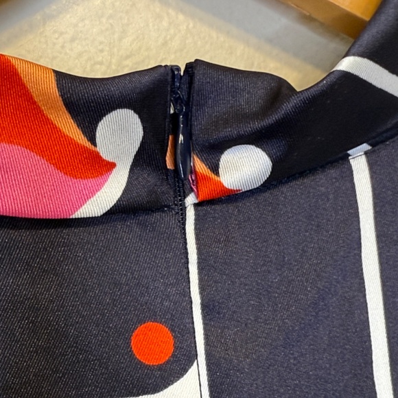 Zara | Retro Geo High Collar Mock Neck Long Sleeve Printed Charmeuse Blouse - Picture 13 of 16